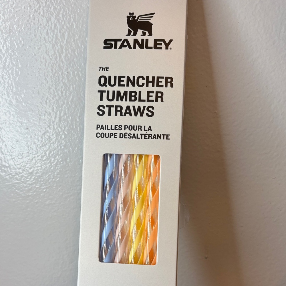Stanley 40 oz Reusable Multicolor Quencher Tumbler Straws